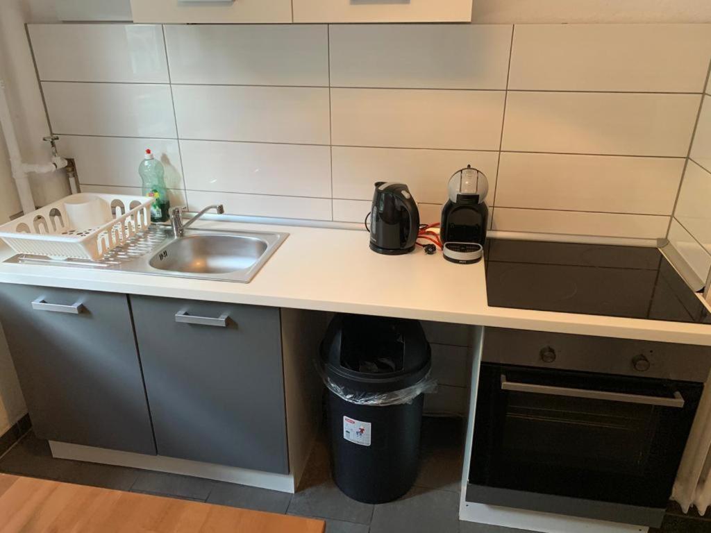 Berlin Mal Anders Erleben - Hier Tobt Das Leben Luaran gambar